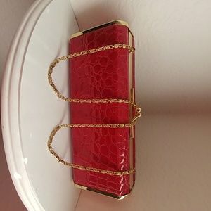 Red Clutch
